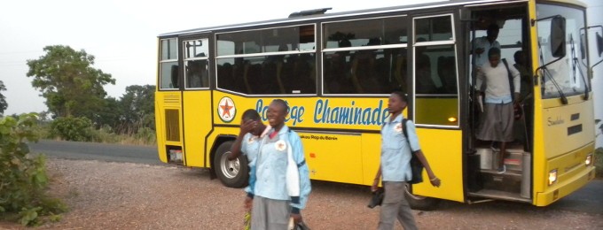Mini-bus du collège Chaminade